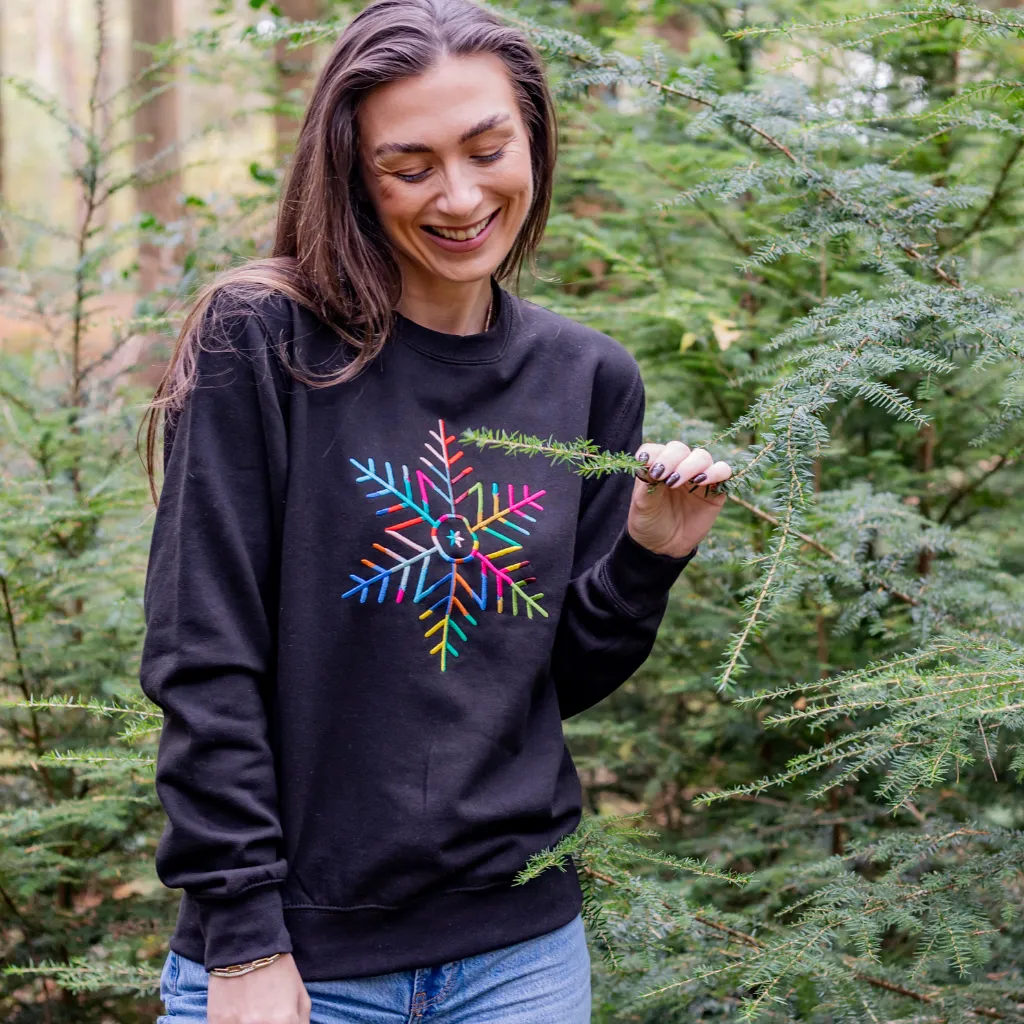 Embroidered Snowflake Christmas Sweatshirt in Black