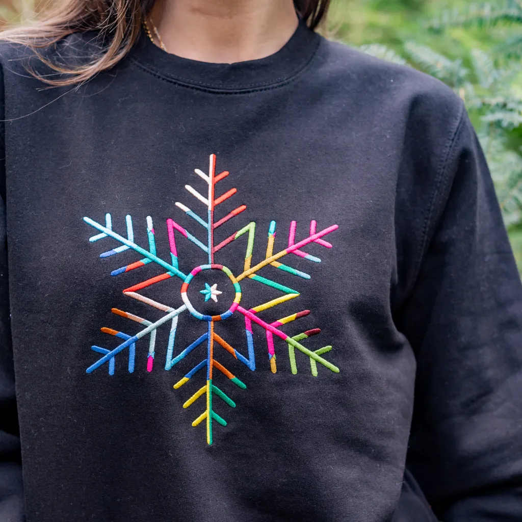 Embroidered Snowflake Christmas Sweatshirt in Black