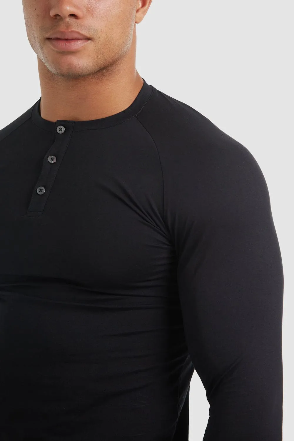 Everyday Henley in Black