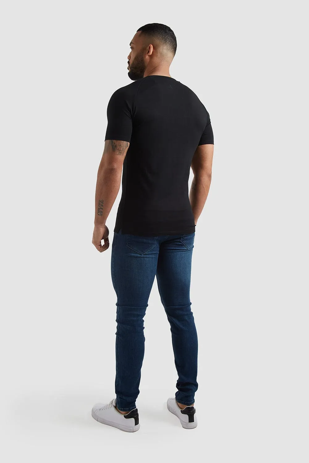 Everyday Henley T-shirt In Black